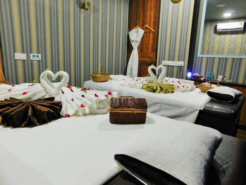White N Bright Spa & Salon