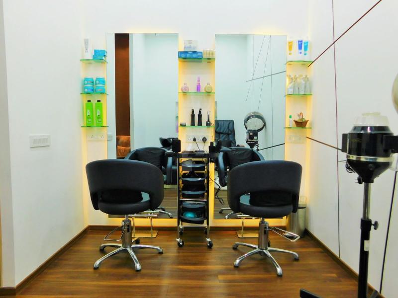 Salon Image