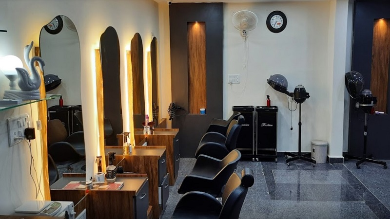 Divaa Unisex Salon