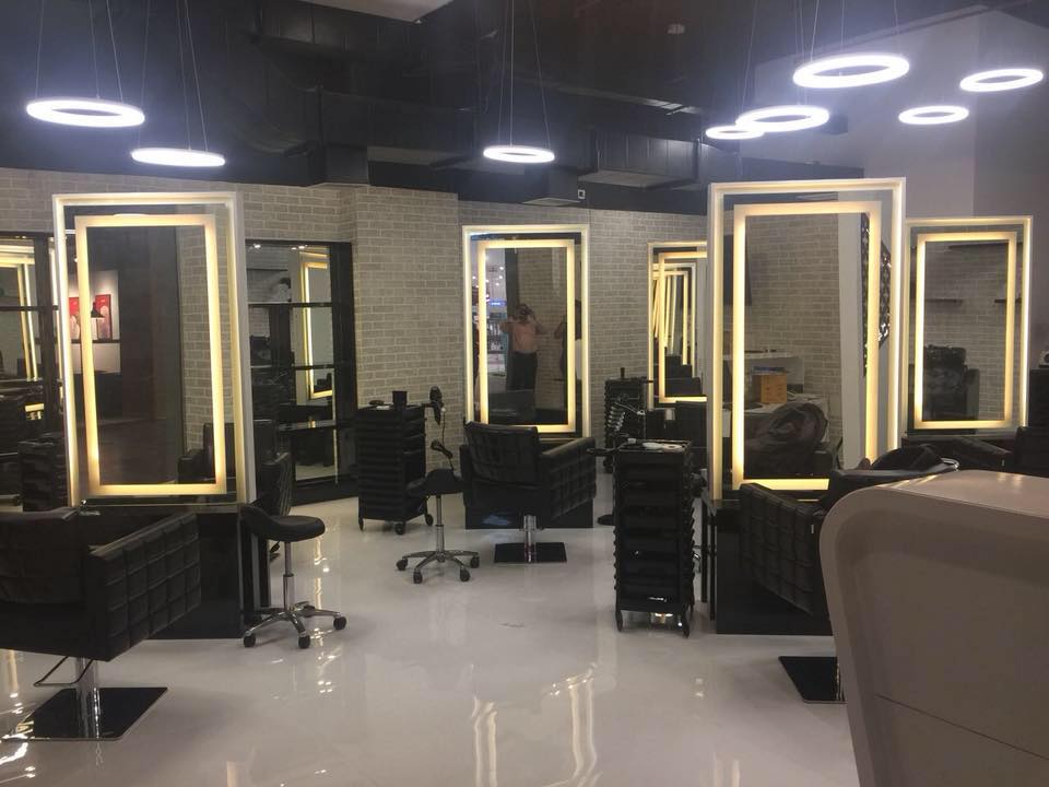 Salon Image