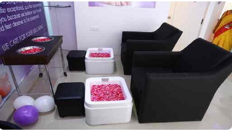 Naturals Salon