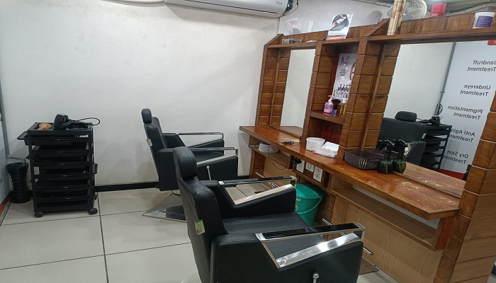 Salon Image