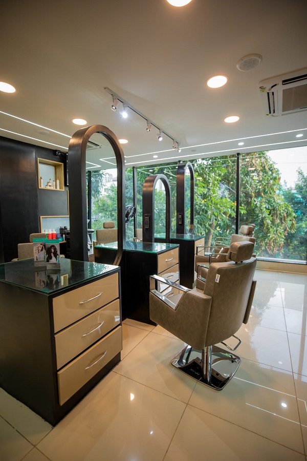 Salon Image