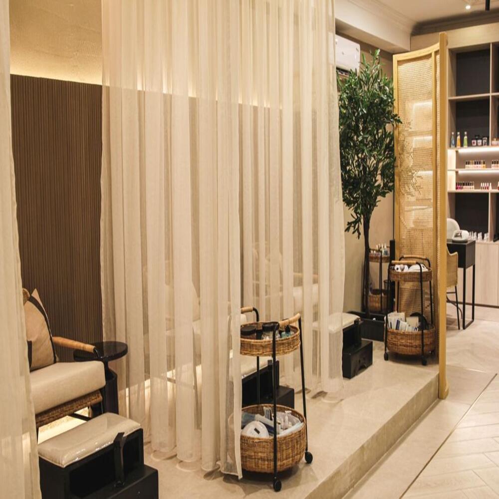 Salon Image