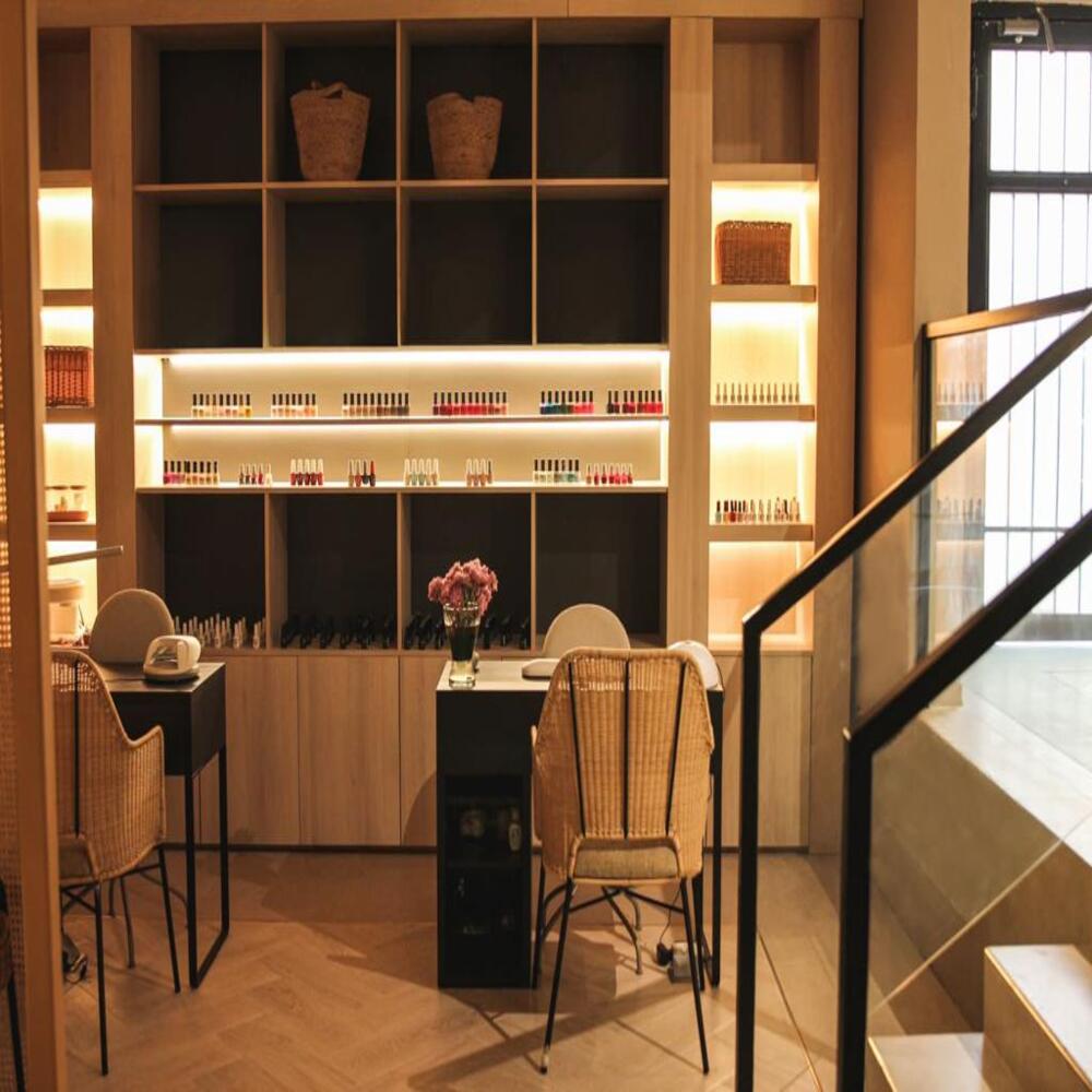 Salon Image