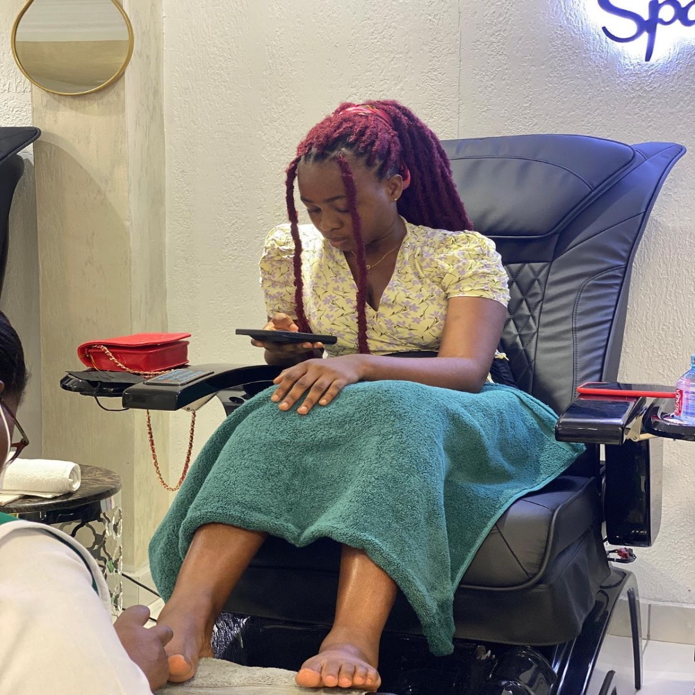 Salon Image