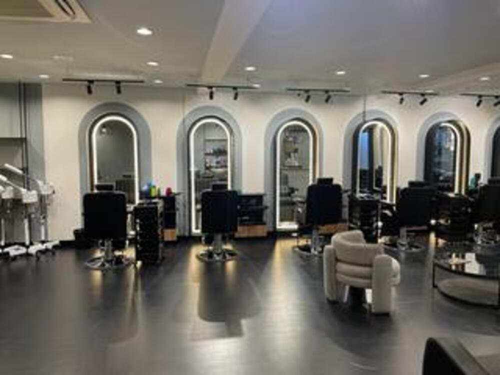 Salon Image