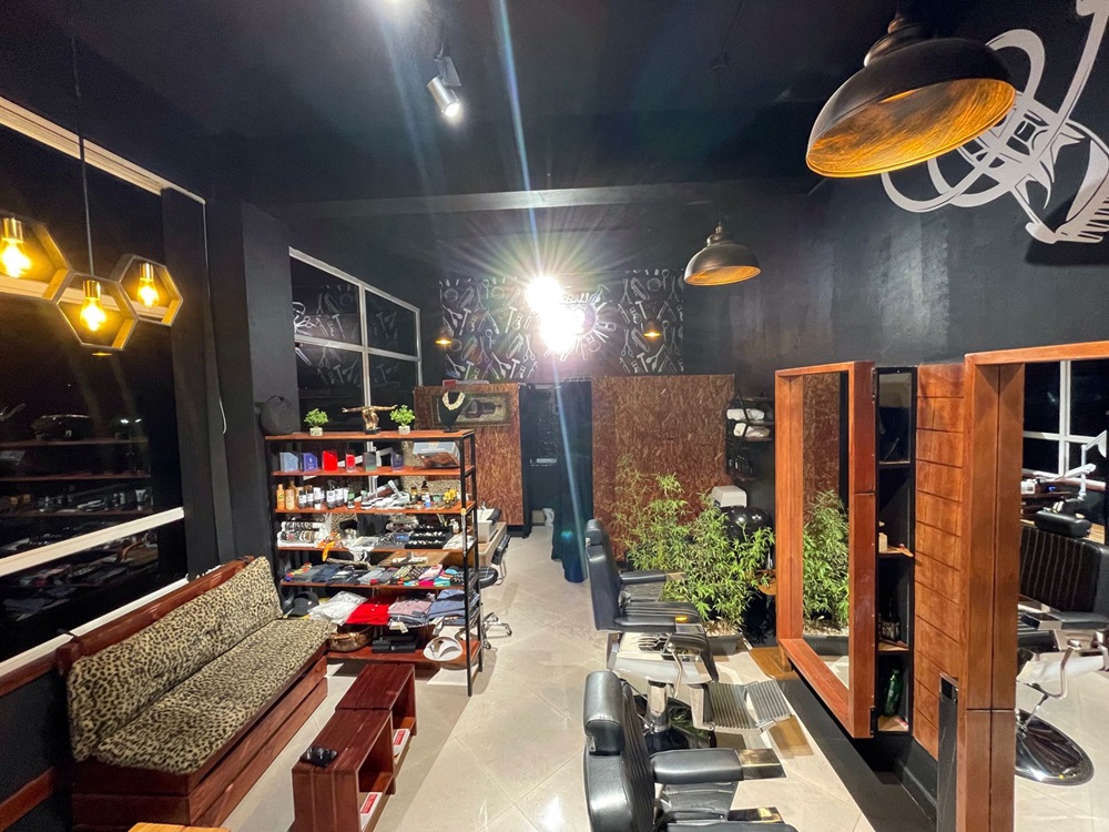 Salon Image