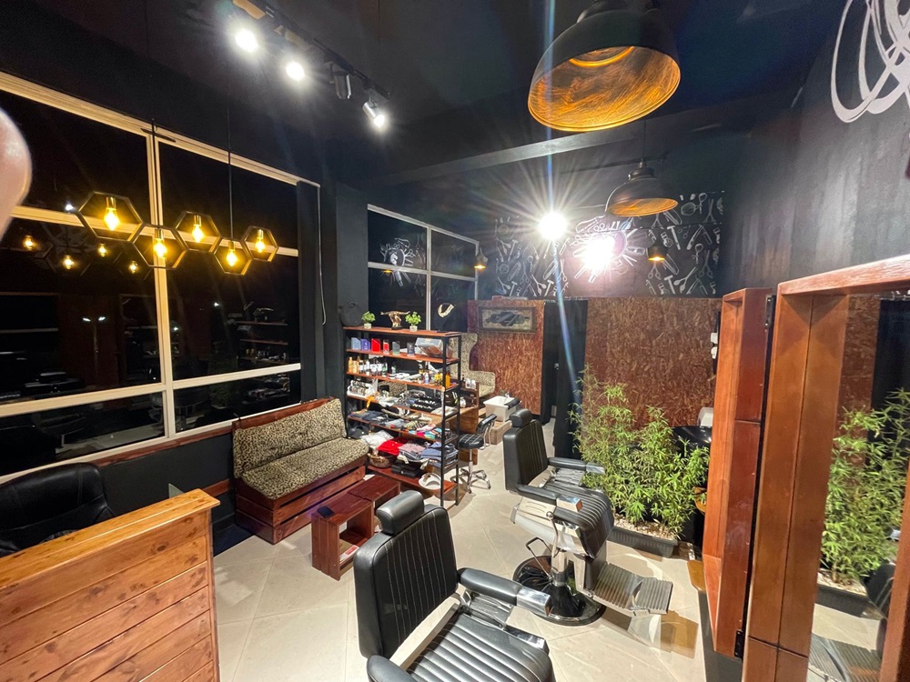Salon Image