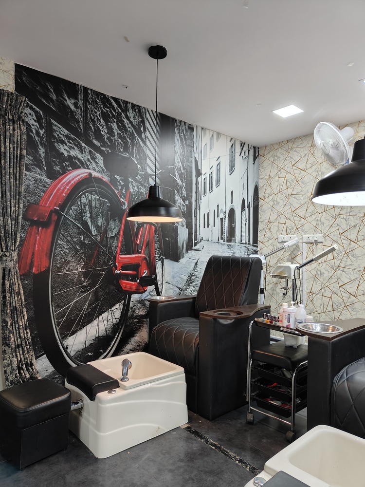 Salon Image