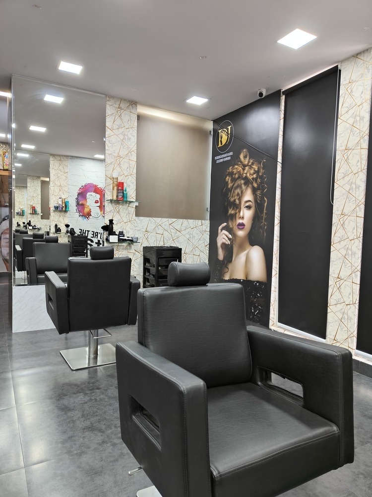Salon Image