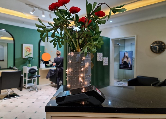 Salon Image