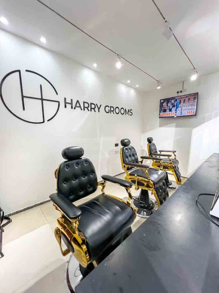 Harry Grooms Hair Studio