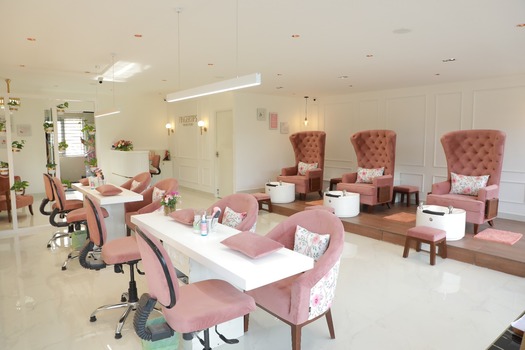 Salon Image