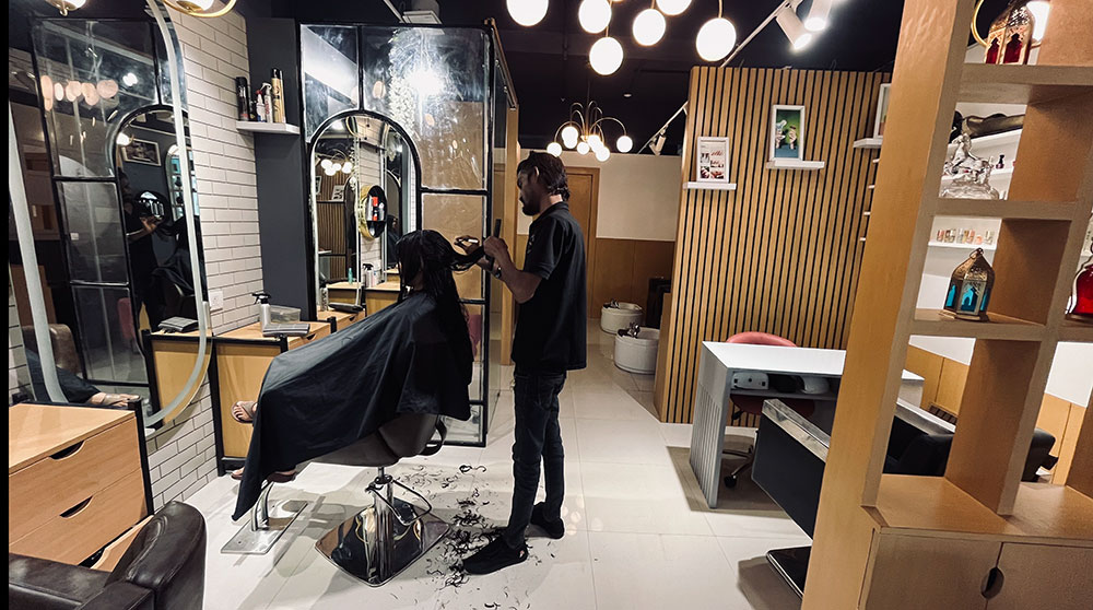 Salon Image