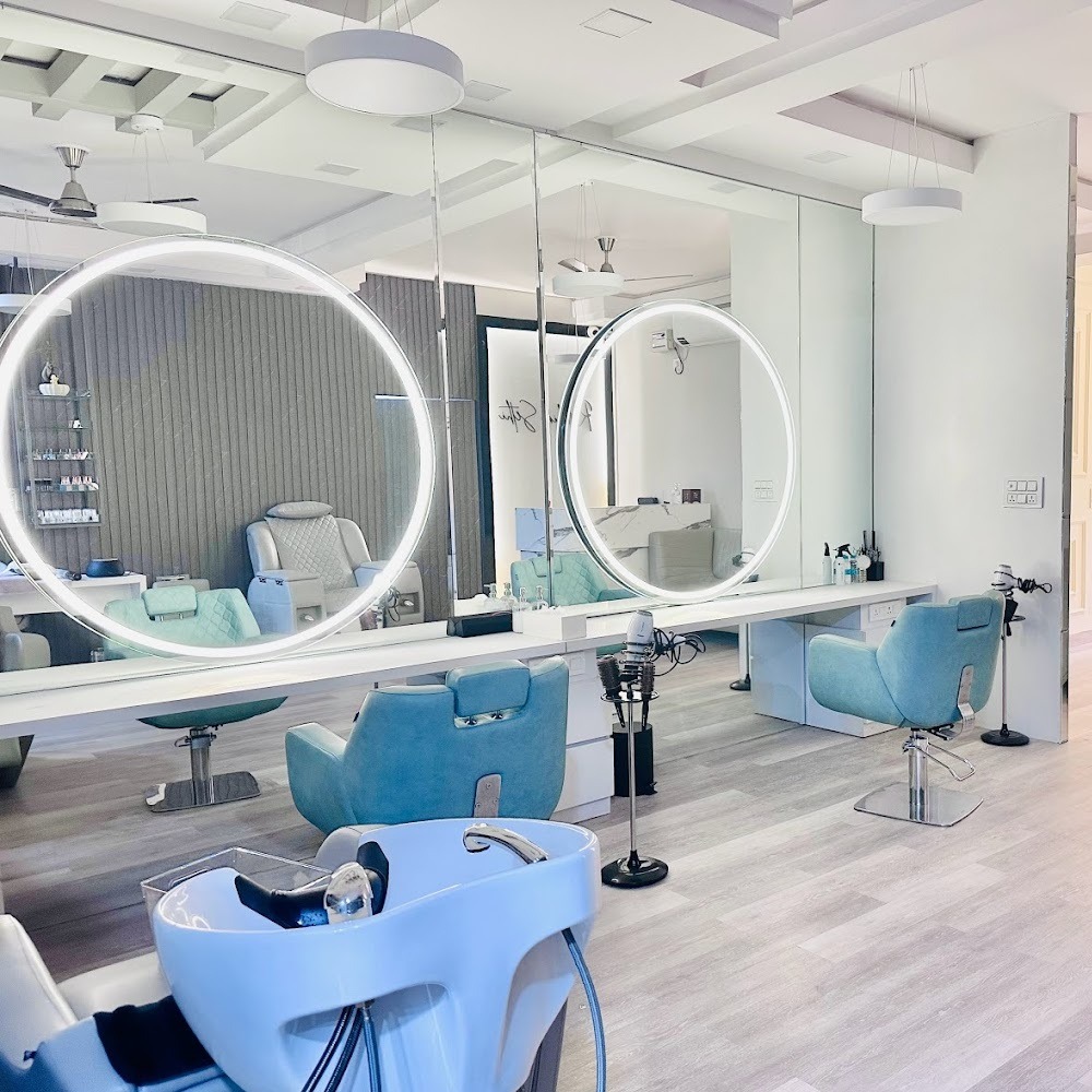 Salon Image