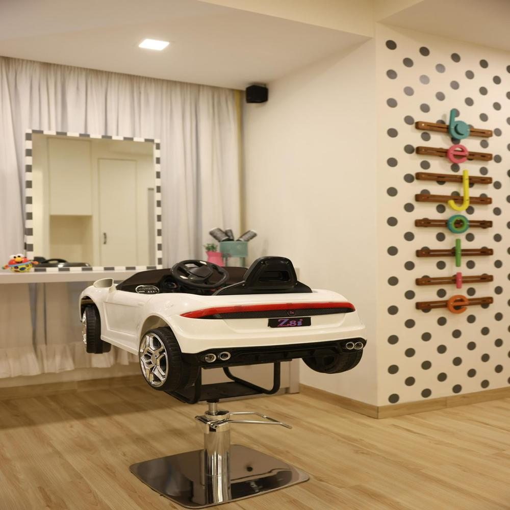 Salon Image
