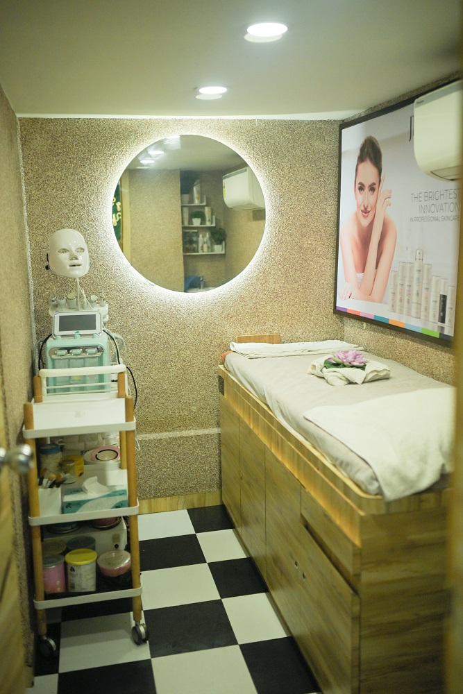 Salon Image