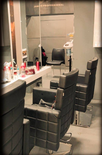 Salon Image