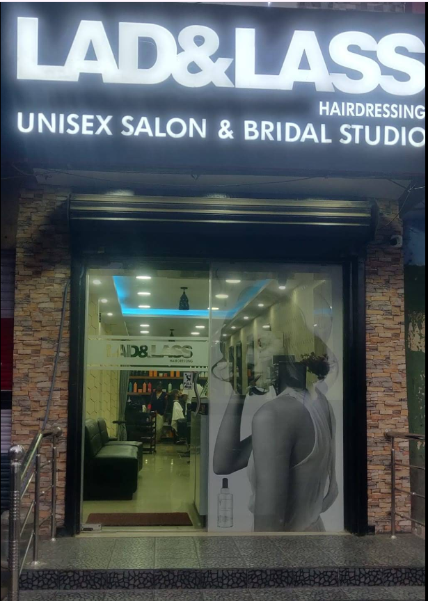 Salon Image