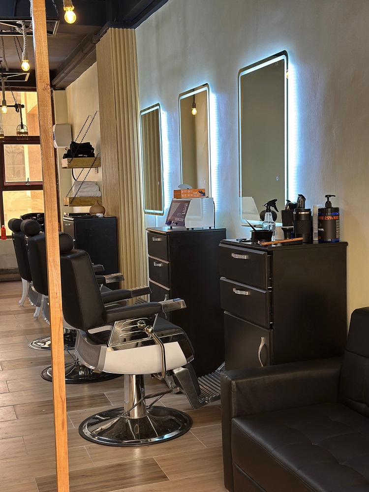 Salon Image