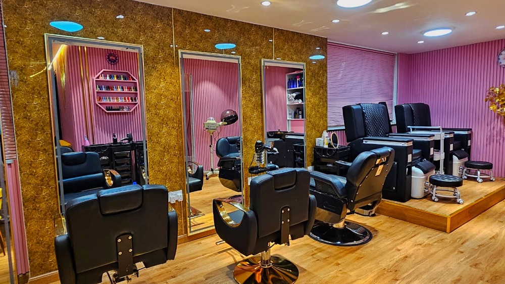 Salon Image