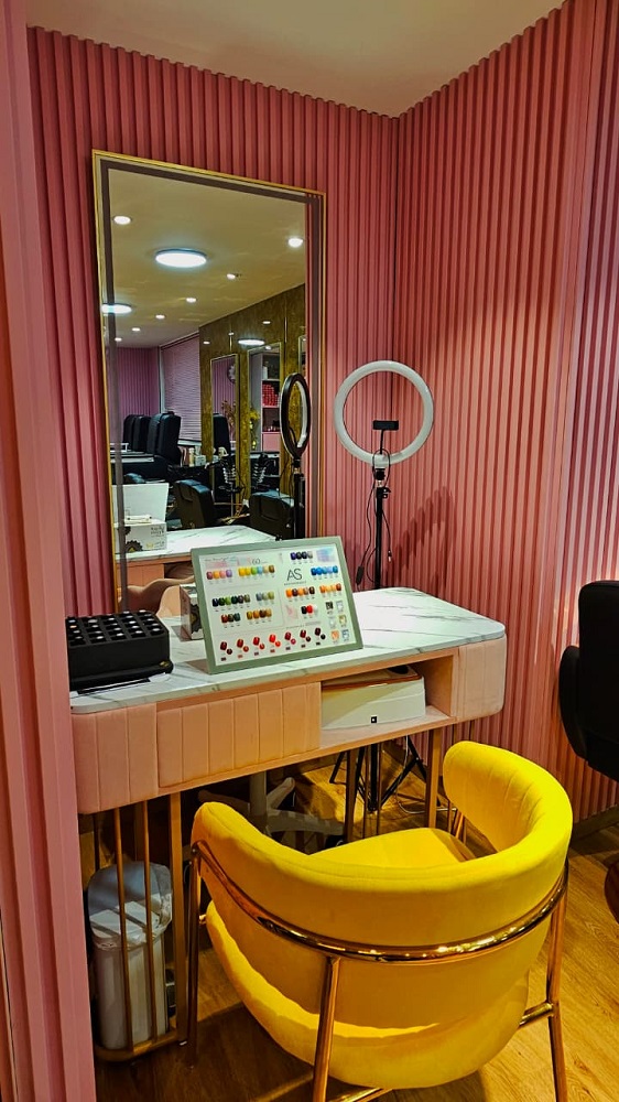 Salon Image