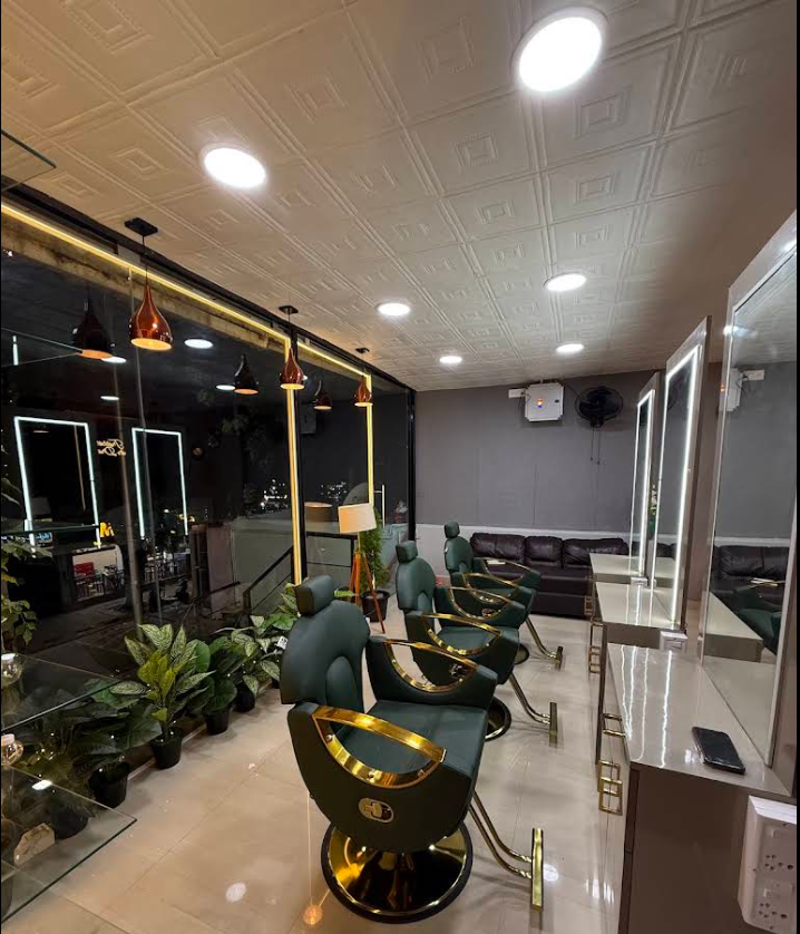 TRESSES HAIRDRESSING