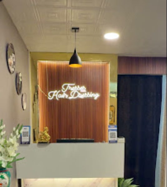 TRESSES HAIRDRESSING