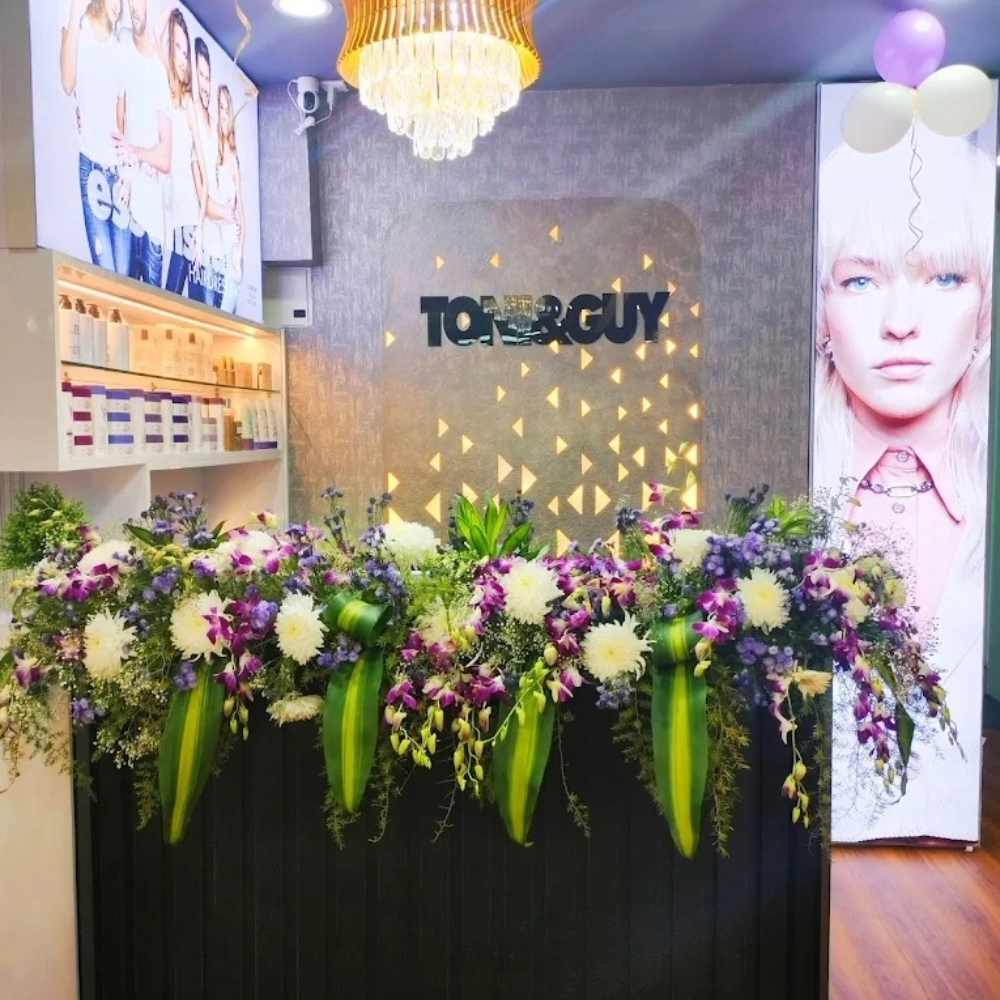 Salon Image