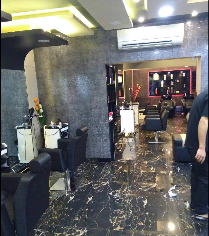 Salon Image