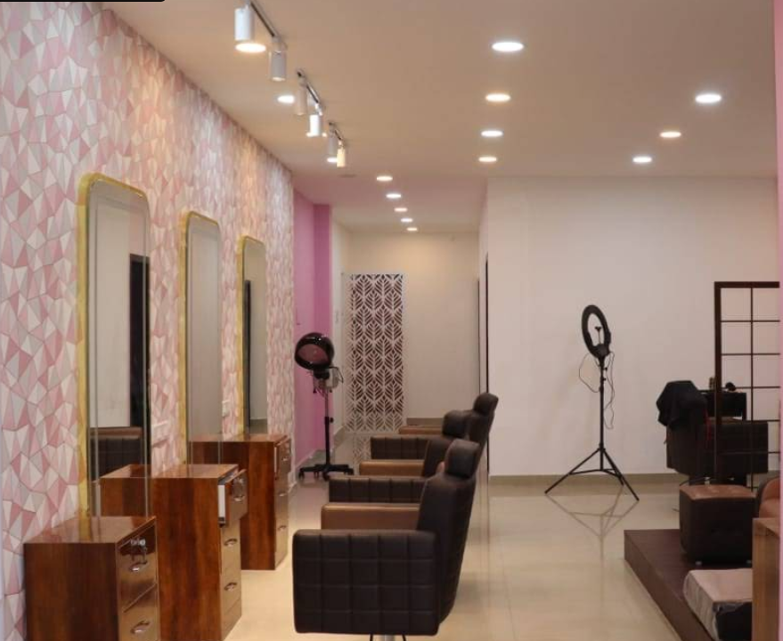 ELITE SPA AND BRIDAL MAKEUP & ACADEMY