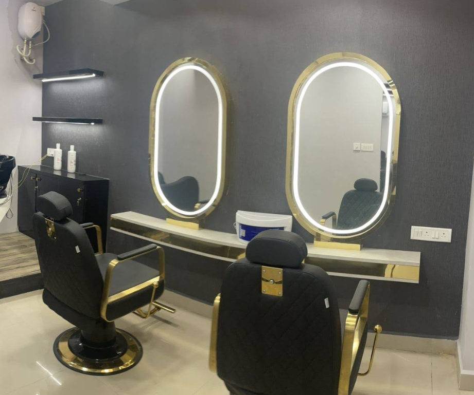 Studieo7 Family Salon